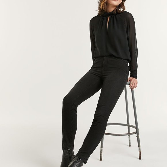 Willow and Thread black pants skinny jeans - Picture 3 of 8